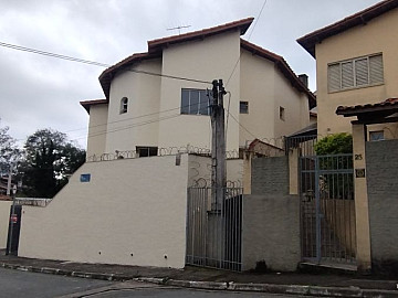 Sobrado para Aluguel
